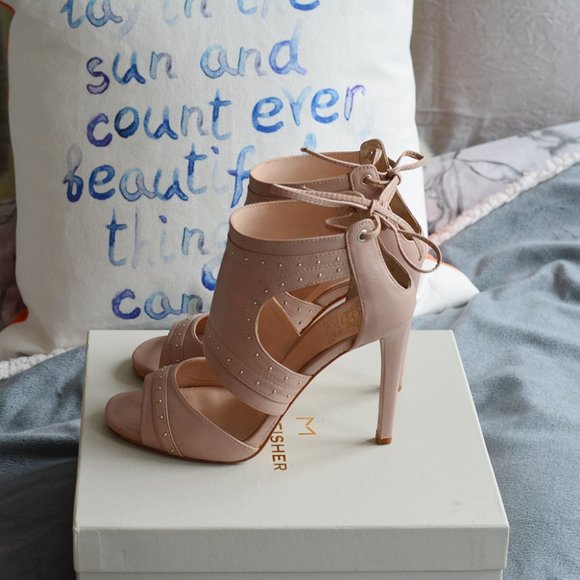 Vince Camuto Nude Tie Back Sandals - Picture 3 of 9